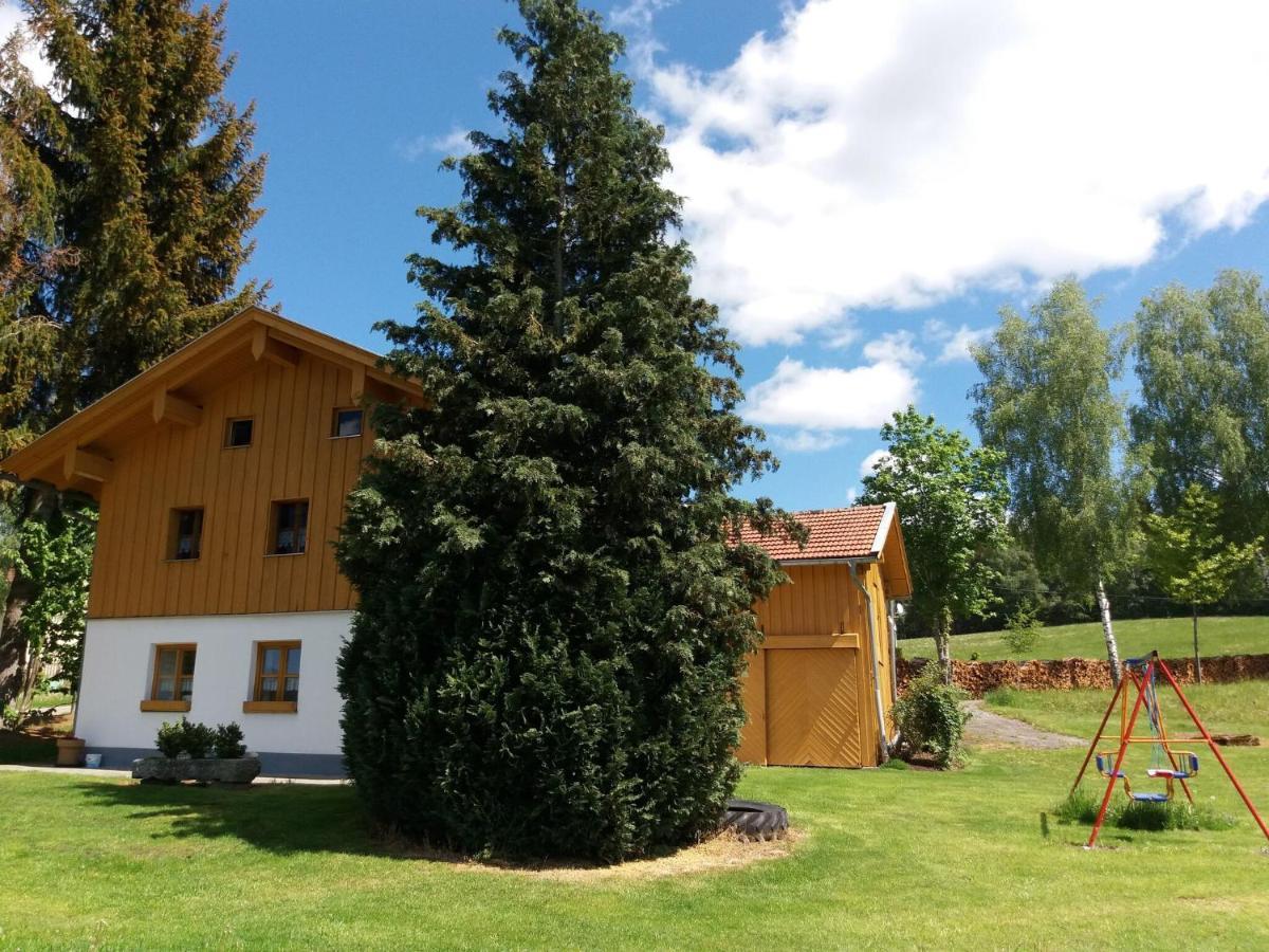 Lovely Holiday Home In Viechtach Near The Forest Exterior photo